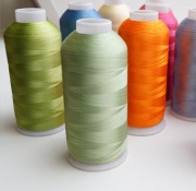 Какие нитки используются для машинной вышивки